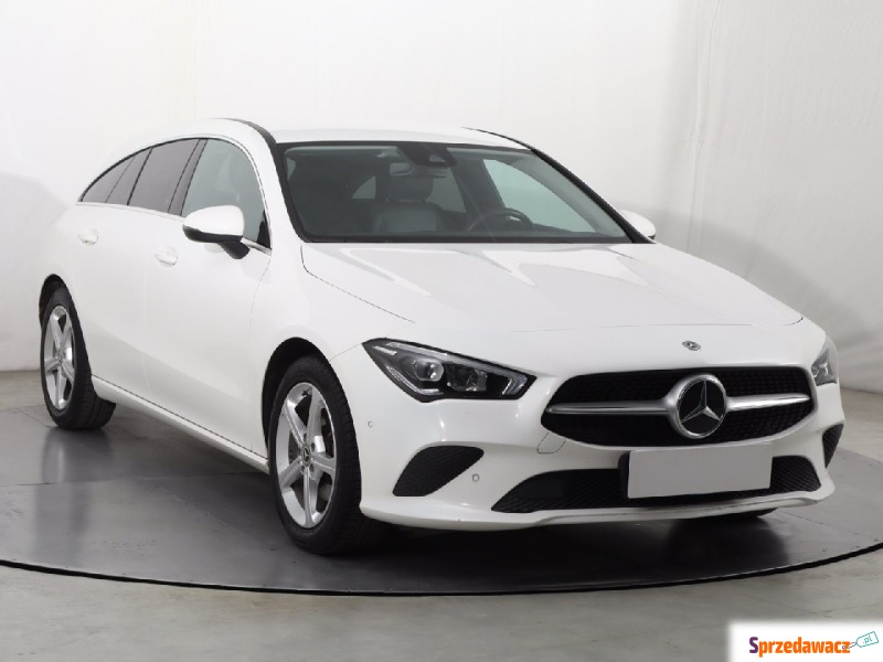 Mercedes - Benz CLA-klasa  Kombi 2020,  1.3 benzyna, automat - Na sprzedaż za 74 999 zł - Katowice