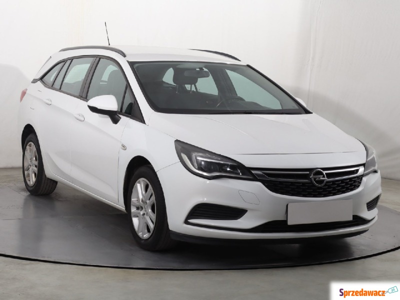 Opel Astra  Kombi 2018,  1.4 benzyna - Na sprzedaż za 33 999 zł - Katowice