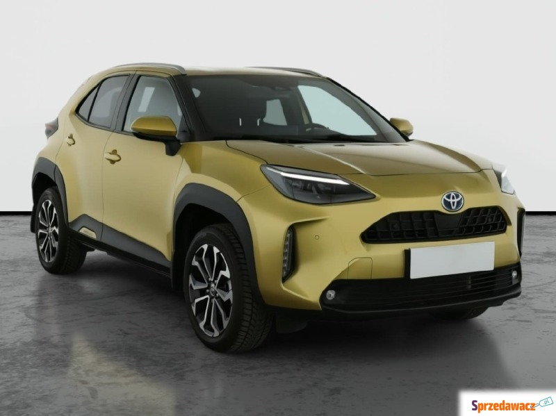 Toyota Yaris  SUV 2022,  1.5 benzyna, automat - Na sprzedaż za 93 999 zł - Piaseczno