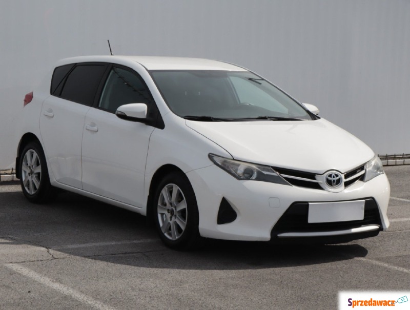 Toyota Auris  Hatchback 2014,  1.4 diesel - Na sprzedaż za 16 999 zł - Lublin