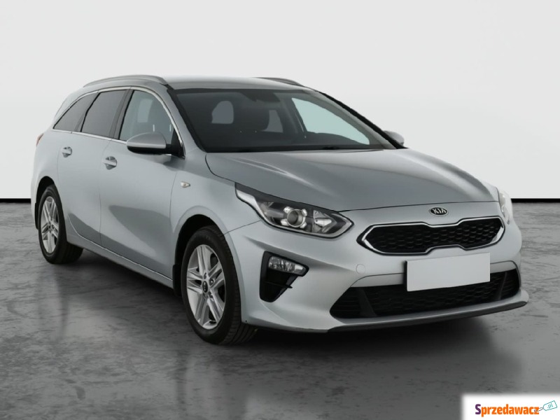 Kia Ceed  Kombi 2021,  1.6 diesel - Na sprzedaż za 39 999 zł - Piaseczno