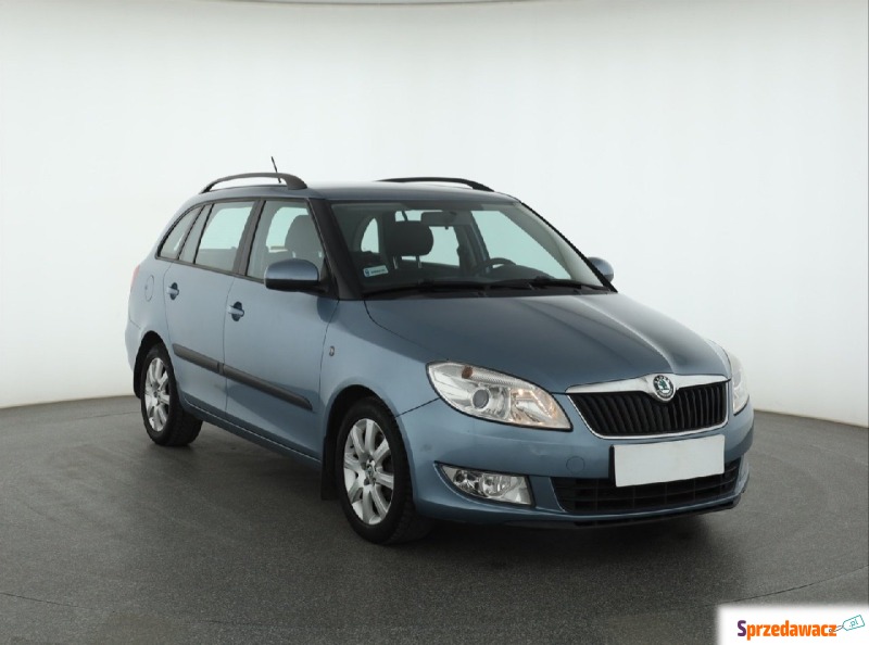 Skoda Fabia  Kombi 2011,  1.2 benzyna+LPG - Na sprzedaż za 14 999 zł - Piaseczno