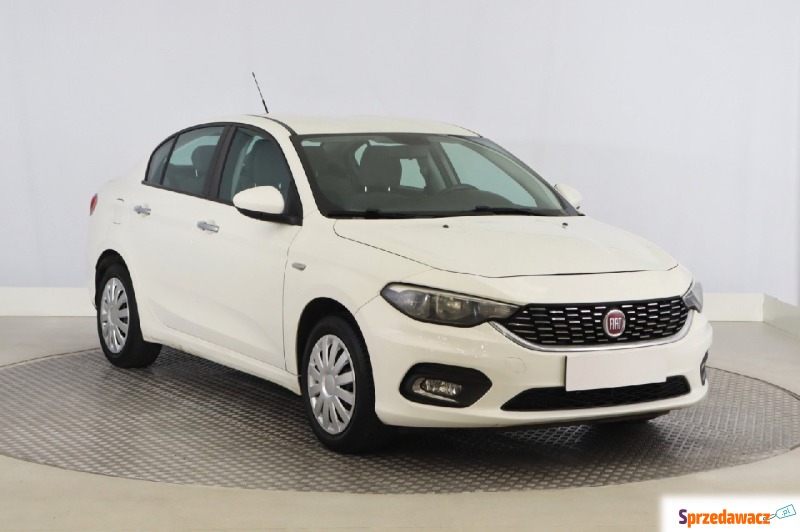 Fiat Tipo  Liftback 2018,  1.4 benzyna+LPG - Na sprzedaż za 33 499 zł - Zabrze