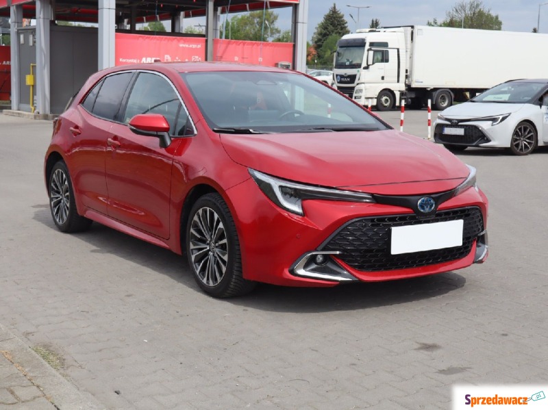 Toyota Corolla  Hatchback 2023,  1.8 benzyna, automat - Na sprzedaż za 96 999 zł - Katowice
