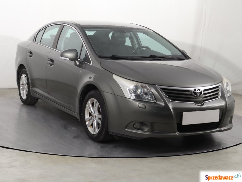 Toyota Avensis  Liftback 2009,  1.8 benzyna - Na sprzedaż za 21 999 zł - Katowice