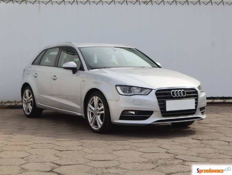 Audi A3  Hatchback 2013,  2.0 diesel - Na sprzedaż za 33 499 zł - Zabrze