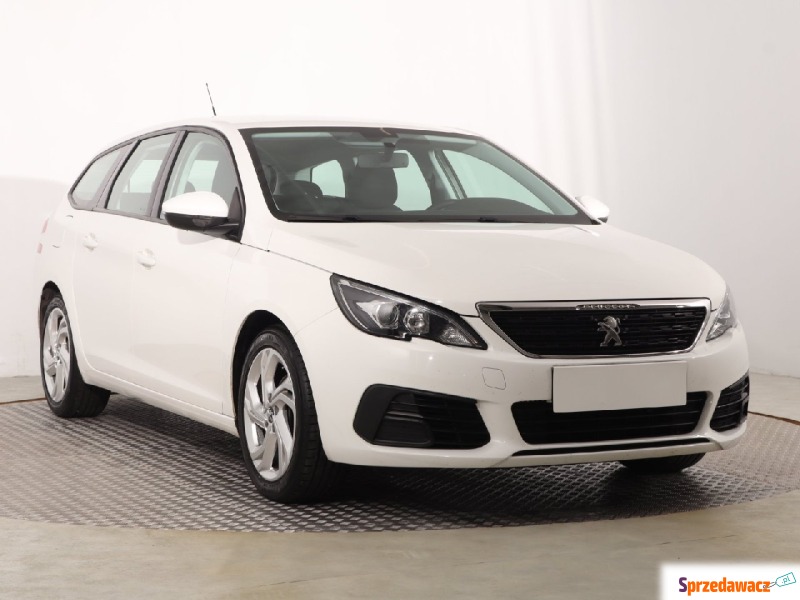 Peugeot 308  Kombi 2018,  1.2 benzyna - Na sprzedaż za 27 499 zł - Katowice