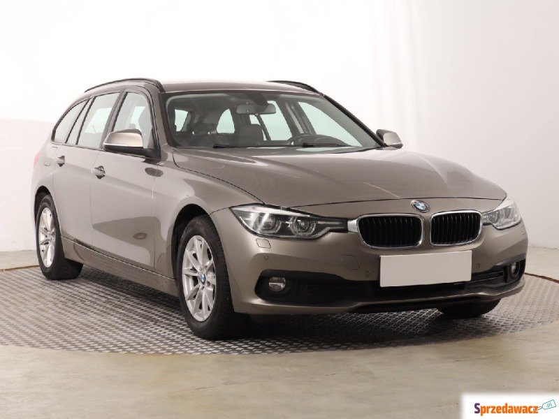 BMW Seria 3  Kombi 2018,  2.0 diesel - Na sprzedaż za 43 999 zł - Katowice