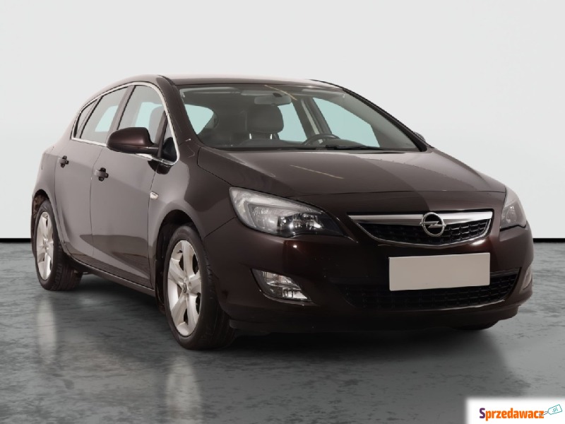 Opel Astra  Hatchback 2011,  1.4 benzyna+LPG - Na sprzedaż za 15 999 zł - Katowice