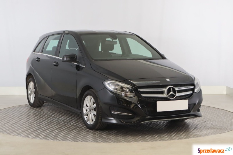 Mercedes - Benz B-klasa  SUV 2018,  1.5 diesel - Na sprzedaż za 38 999 zł - Zabrze