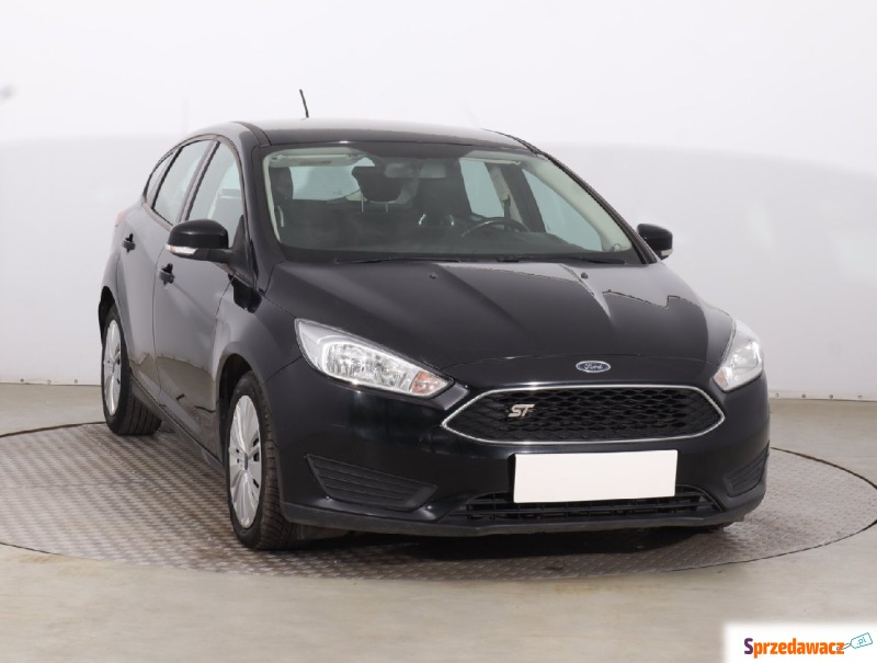 Ford Focus  Hatchback 2015,  1.0 benzyna - Na sprzedaż za 27 499 zł - Inowrocław
