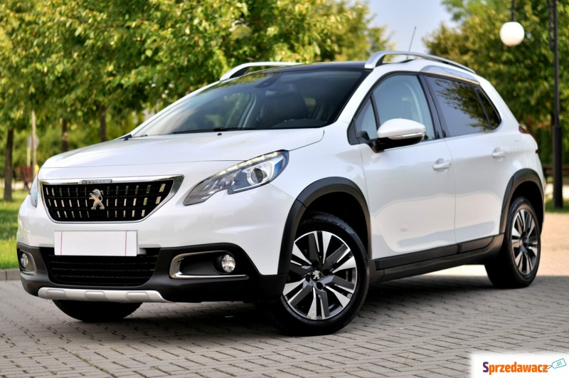 Peugeot 2008  Liftback 2017,  1.2 benzyna - Na sprzedaż za 32 900 zł - Płock