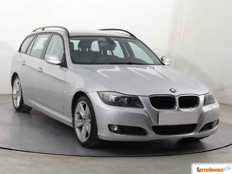 BMW Seria 3  Kombi 2009,  2.0 benzyna - Na sprzedaż za 26 999 zł - Katowice