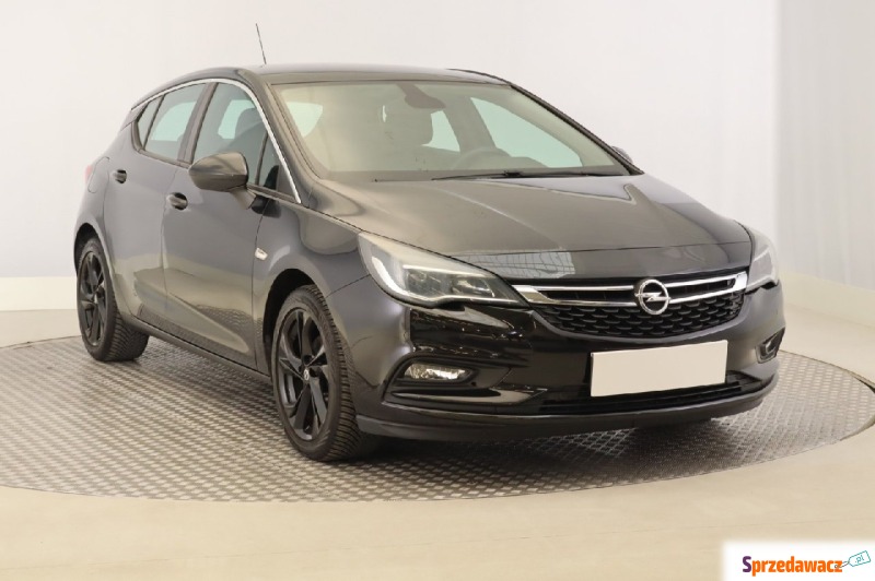 Opel Astra  Hatchback 2018,  1.4 benzyna+LPG, automat - Na sprzedaż za 49 499 zł - Zabrze