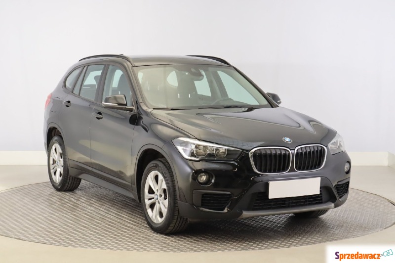 BMW X1  SUV 2018,  1.5 benzyna, automat - Na sprzedaż za 68 499 zł - Zabrze