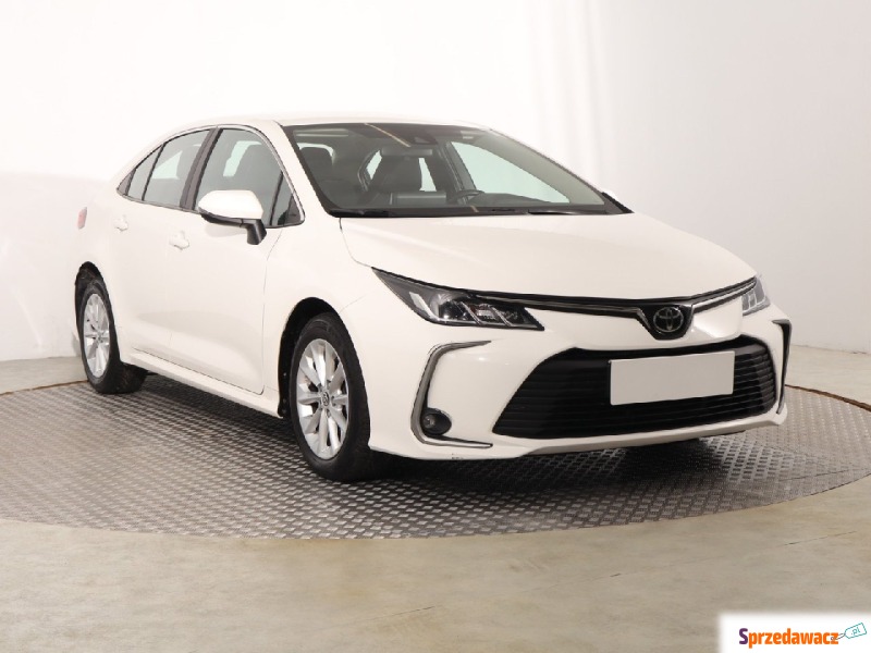 Toyota Corolla  Liftback 2022,  1.5 benzyna - Na sprzedaż za 61 499 zł - Katowice