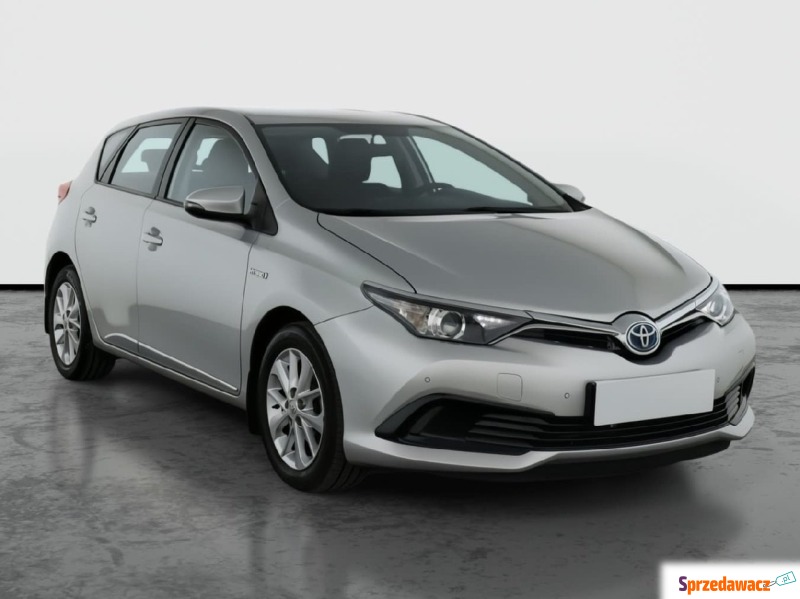 Toyota Auris  Hatchback 2016,  1.8 benzyna, automat - Na sprzedaż za 56 999 zł - Piaseczno