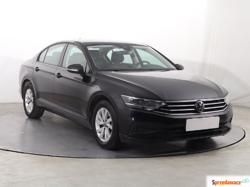 Volkswagen Passat  Liftback 2020,  1.5 benzyna - Na sprzedaż za 58 999 zł - Katowice