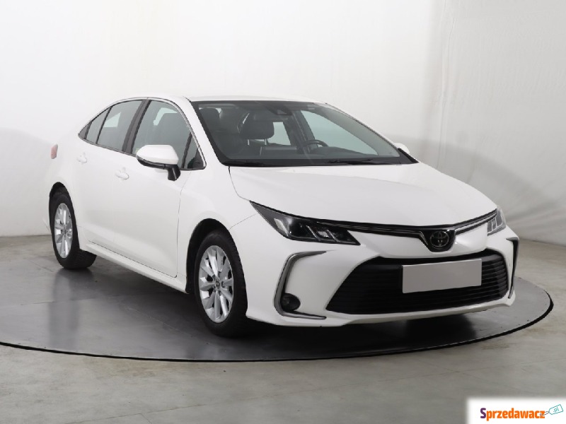 Toyota Corolla  Liftback 2022,  1.5 benzyna - Na sprzedaż za 61 499 zł - Katowice
