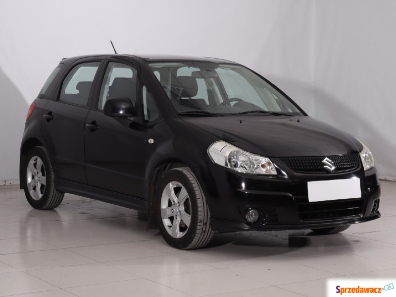 Suzuki SX4  Hatchback 2011,  1.6 benzyna - Na sprzedaż za 21 999 zł - Toruń