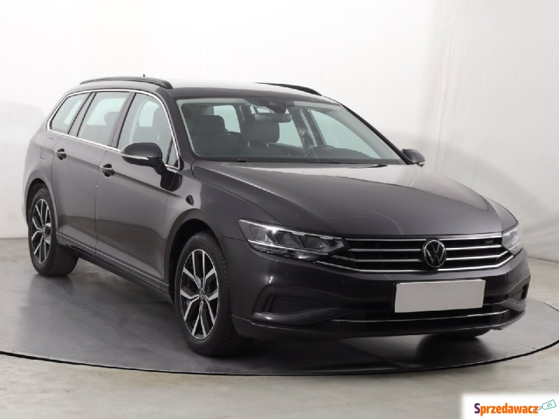 Volkswagen Passat  Kombi 2020,  1.5 benzyna, automat - Na sprzedaż za 58 999 zł - Katowice