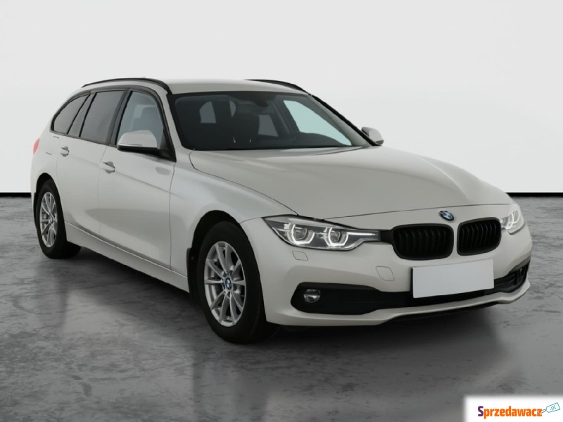 BMW Seria 3  Kombi 2019,  2.0 diesel, automat - Na sprzedaż za 55 999 zł - Piaseczno