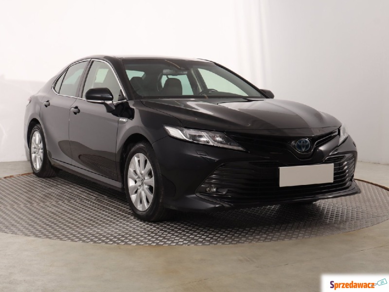 Toyota Camry  Liftback 2020,  2.5 benzyna, automat - Na sprzedaż za 78 999 zł - Katowice