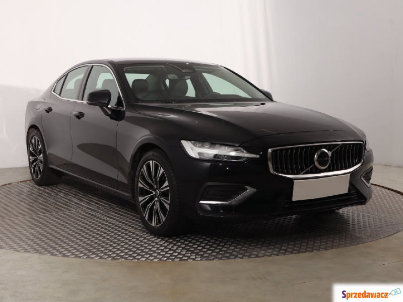 Volvo S60  Liftback 2023,  2.0 benzyna, automat - Na sprzedaż za 127 999 zł - Katowice