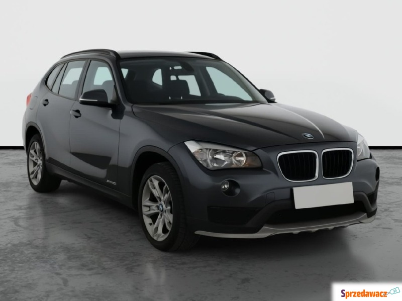 BMW X1  SUV 2015,  2.0 benzyna - Na sprzedaż za 38 999 zł - Katowice