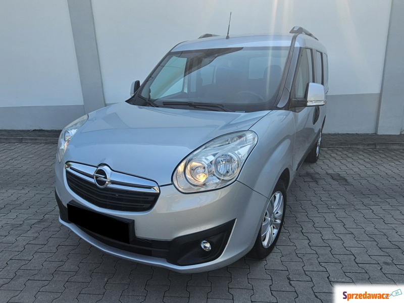 Opel Combo  Minivan/Van 2017,  1.4 benzyna - Na sprzedaż za 33 784 zł - Rybnik