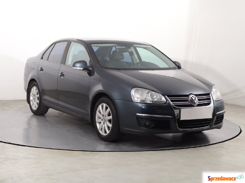 Volkswagen Jetta  Liftback 2008,  1.9 diesel - Na sprzedaż za 19 499 zł - Katowice