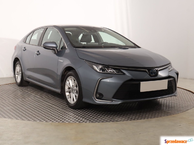Toyota Corolla  Liftback 2020,  1.8 benzyna, automat - Na sprzedaż za 67 499 zł - Katowice