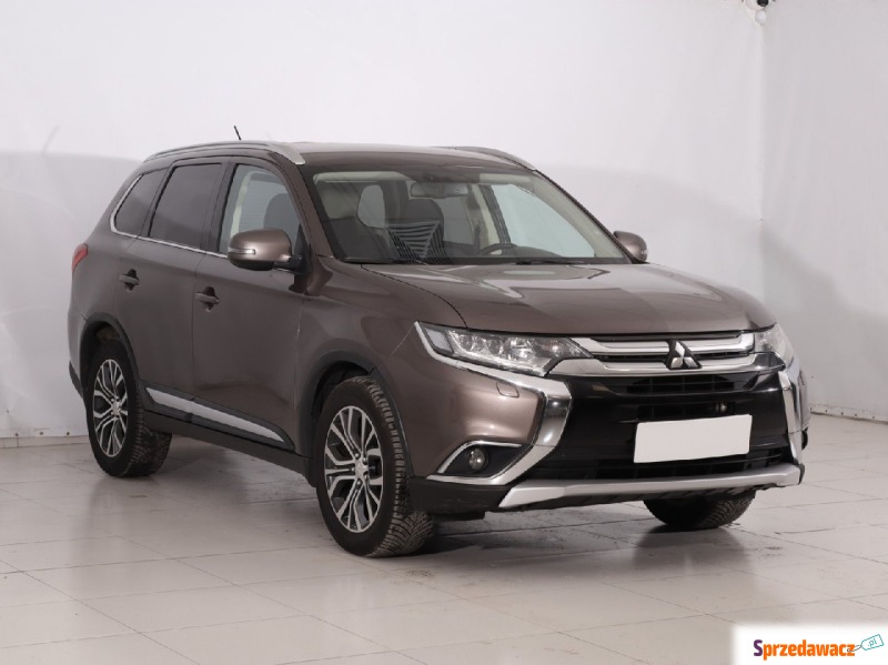 Mitsubishi Outlander  SUV 2016,  2.0 benzyna, automat - Na sprzedaż za 59 999 zł - Kalisz