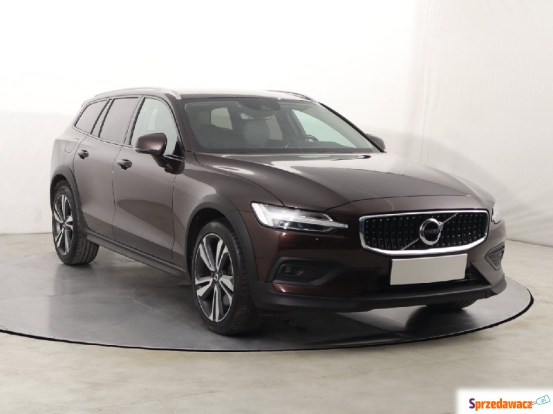 Volvo V60  Kombi 2021,  2.0 benzyna, automat - Na sprzedaż za 114 999 zł - Katowice
