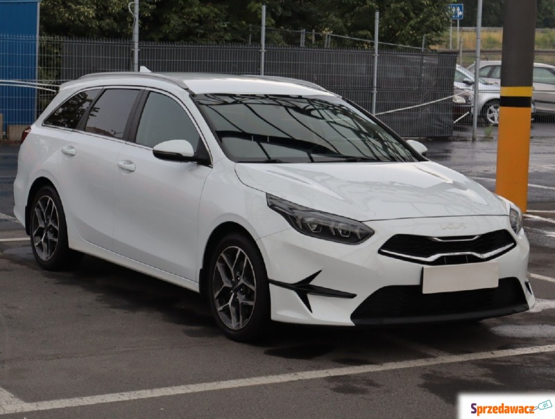 Kia Ceed  Kombi 2023,  1.5 benzyna - Na sprzedaż za 66 999 zł - Lublin