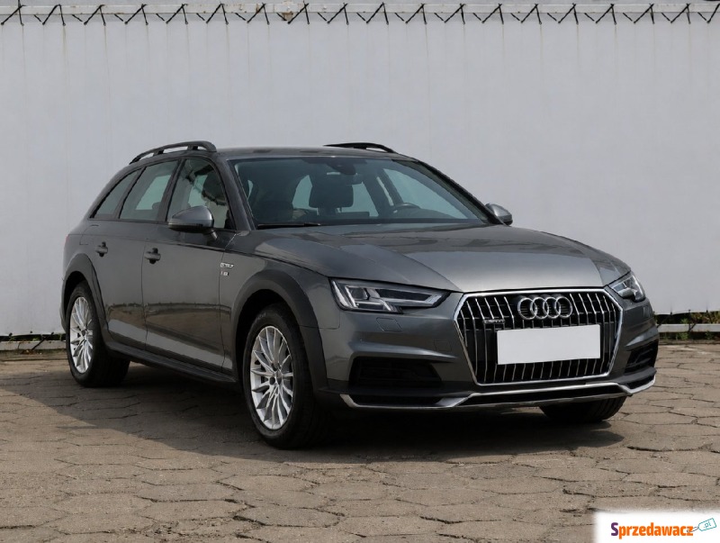 Audi A4  Kombi 2017,  2.0 benzyna, automat - Na sprzedaż za 67 999 zł - Łódź