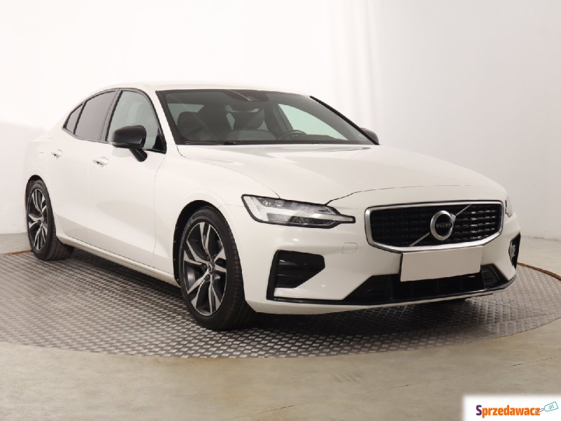Volvo S60  Liftback 2019,  2.0 benzyna, automat - Na sprzedaż za 97 999 zł - Katowice