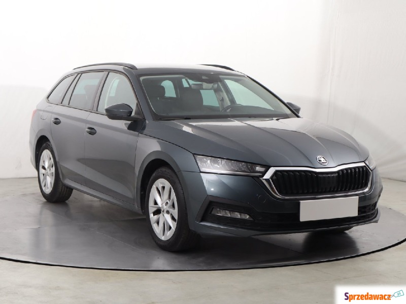 Skoda Octavia  Kombi 2020,  1.5 benzyna - Na sprzedaż za 76 999 zł - Katowice