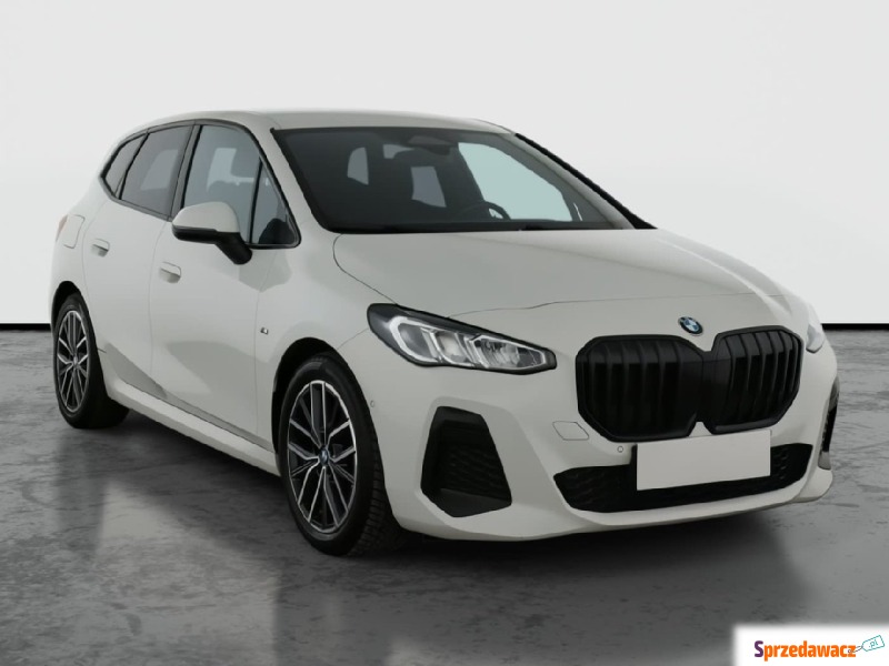 BMW Seria 2  SUV 2023,  1.5 benzyna, automat - Na sprzedaż za 95 999 zł - Piaseczno