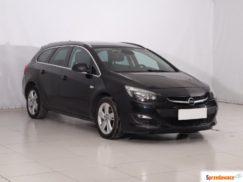 Opel Astra  Kombi 2014,  1.4 benzyna - Na sprzedaż za 20 999 zł - Koszalin
