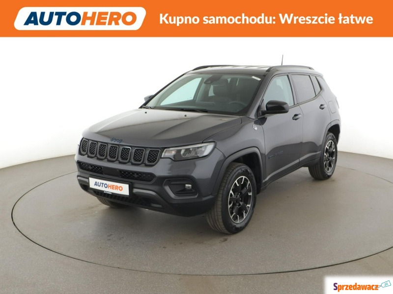 Jeep Compass  SUV 2022,  1.3 hybryda, automat - Na sprzedaż za 84 300 zł - Warszawa
