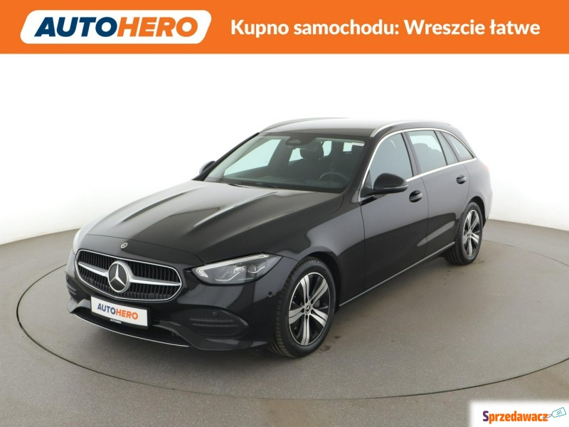 Mercedes - Benz C-klasa  Kombi 2022,  2.0 diesel, automat - Na sprzedaż za 91 700 zł - Warszawa