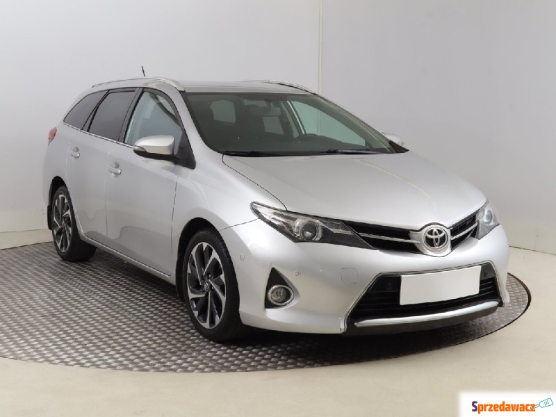 Toyota Auris  Kombi 2014,  1.4 diesel - Na sprzedaż za 25 499 zł - Bielany Wrocławskie
