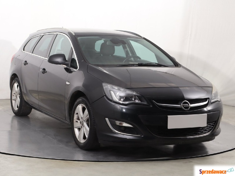 Opel Astra  Kombi 2012,  1.6 benzyna - Na sprzedaż za 15 499 zł - Katowice