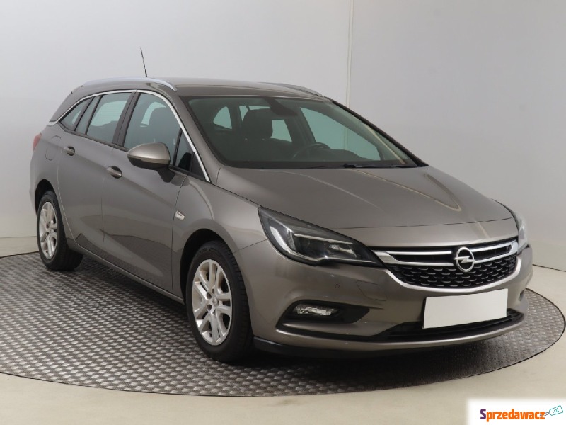 Opel Astra  Kombi 2016,  1.4 benzyna - Na sprzedaż za 34 999 zł - Bielany Wrocławskie