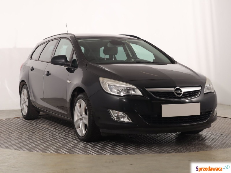 Opel Astra  Kombi 2012,  1.7 diesel - Na sprzedaż za 16 999 zł - Katowice