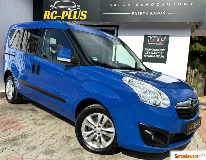 Opel Combo  Kombi 2017,  1.6 diesel - Na sprzedaż za 29 900 zł - Częstochowa