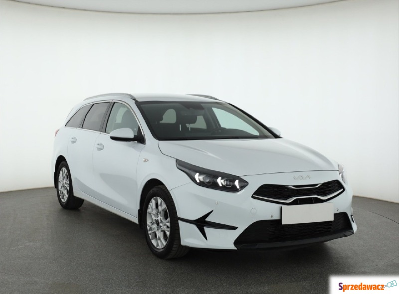 Kia Ceed  Kombi 2023,  1.0 benzyna - Na sprzedaż za 55 999 zł - Piaseczno