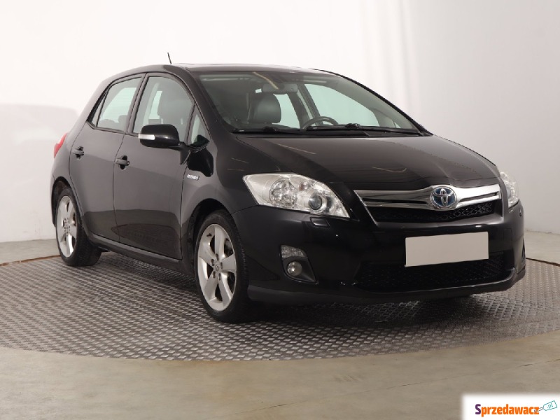 Toyota Auris  Hatchback 2010,  1.8 benzyna, automat - Na sprzedaż za 28 999 zł - Katowice