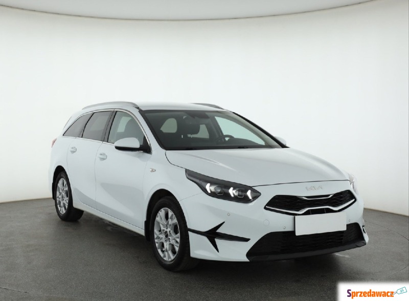 Kia Ceed  Kombi 2023,  1.0 benzyna - Na sprzedaż za 52 999 zł - Piaseczno